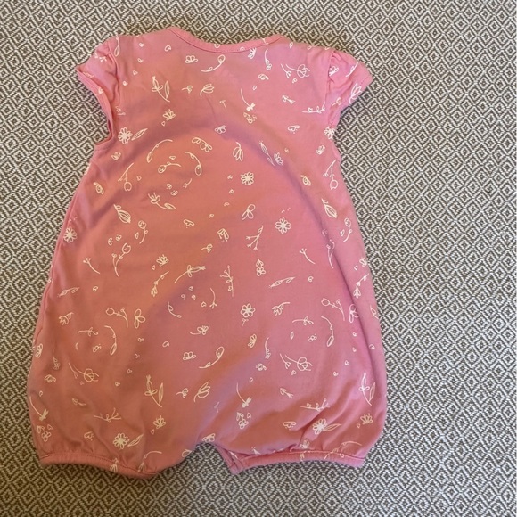 🌟3/$20🌟 Adidas baby girl 9 month shorts romper - Picture 2 of 5